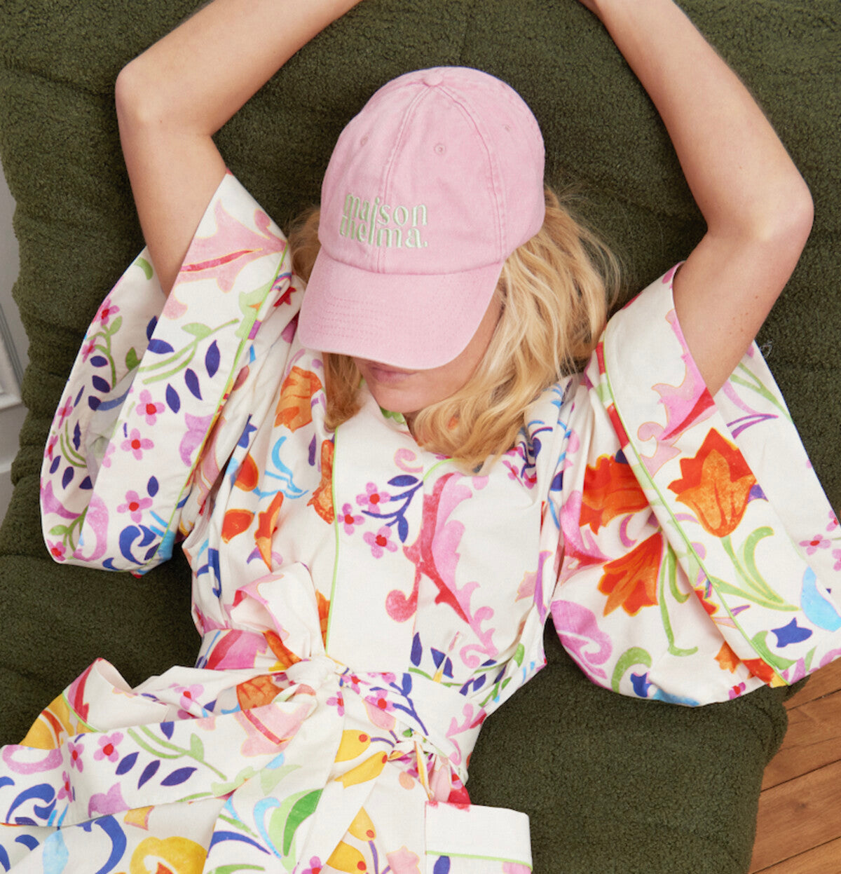 CASQUETTE_Rose_Vue_2.jpg