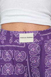 SHORT À VOLANTS BANDANA